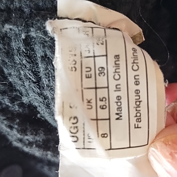 UGG Classic Cardy Boot - Picture 7 of 11